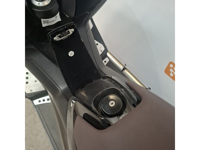Motorscooter, yamaha, scooter xp 500i tmax, 2009 - afbeelding 27 van  39