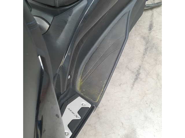 Motorscooter, yamaha, xmax 400 tech max, 2021 - afbeelding 15 van  25