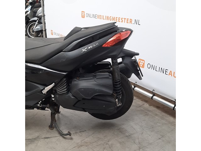 Motorscooter, yamaha, xmax 400 tech max, 2021 - afbeelding 17 van  25