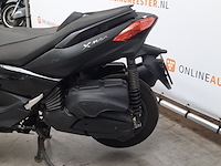 Motorscooter, yamaha, xmax 400 tech max, 2021 - afbeelding 17 van  25