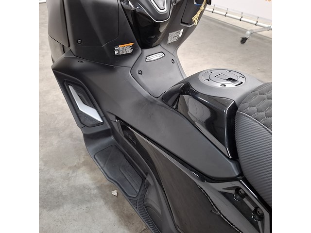 Motorscooter, yamaha, xp560d, 2024 - afbeelding 6 van  24