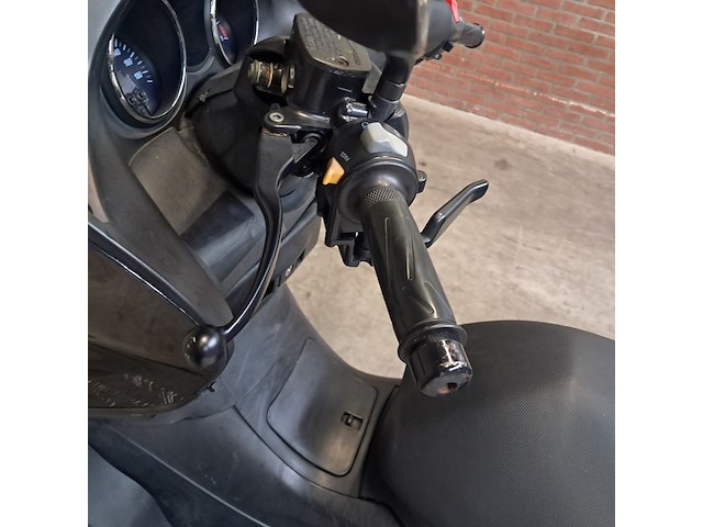 Motorscooter, yamaha, yp400 majesty, 2006 - afbeelding 8 van  32