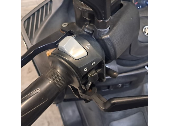 Motorscooter, yamaha, yp400 majesty, 2006 - afbeelding 9 van  32