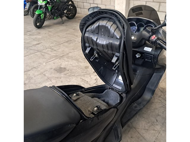 Motorscooter, yamaha, yp400 majesty, 2006 - afbeelding 11 van  32