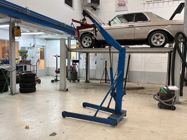 Motortakel 1000kg - afbeelding 1 van  6