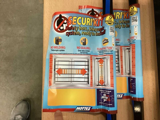 Mottez safetybar voor raam (6x) - afbeelding 2 van  6