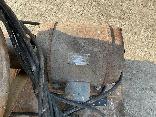 Moulins de ferme d.d.d. d’ypres gib70 graan maal apparaat - afbeelding 1 van  5