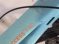 Mountainbike, cube, access pro - afbeelding 13 van  13
