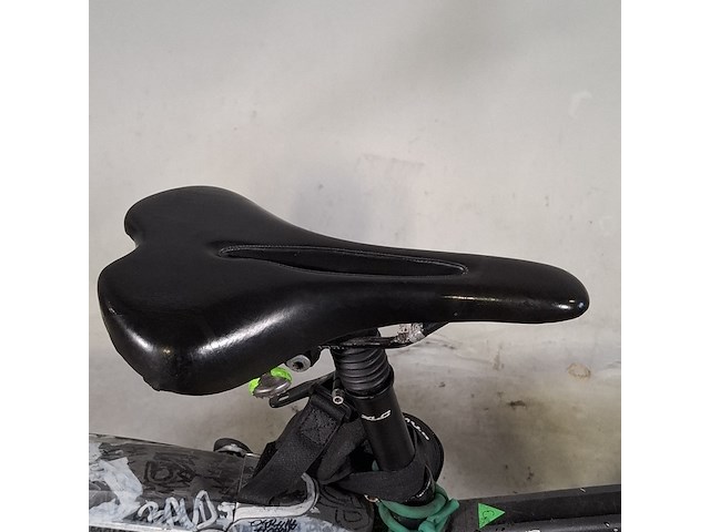 Mountainbike, cube, analog - afbeelding 11 van  13