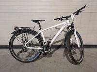 Mountainbike, giant, met onderdelen van o.a. schwalbe & shimano - afbeelding 4 van  14