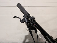 Mountainbike, giant, met onderdelen van o.a. schwalbe & shimano - afbeelding 11 van  14