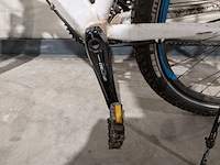 Mountainbike, giant, met onderdelen van o.a. schwalbe & shimano - afbeelding 14 van  14