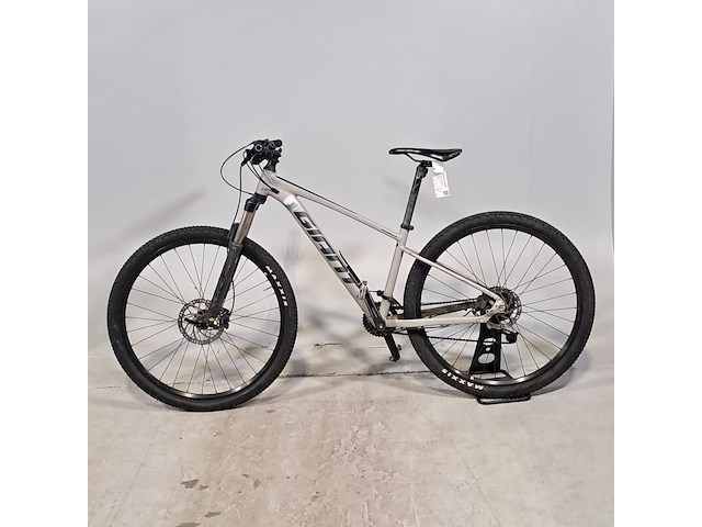 Mountainbike, giant, talon - afbeelding 2 van  12