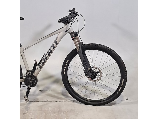 Mountainbike, giant, talon - afbeelding 6 van  12
