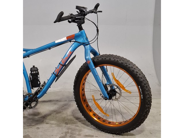 Mountainbike, salsa, mukluk - afbeelding 8 van  14