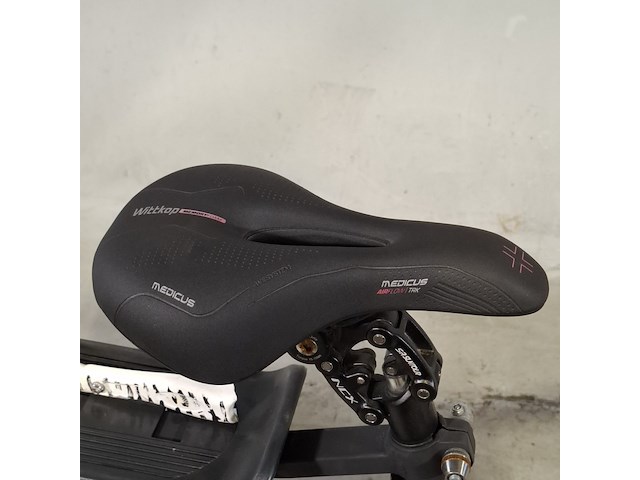 Mountainbike, salsa, mukluk - afbeelding 12 van  14