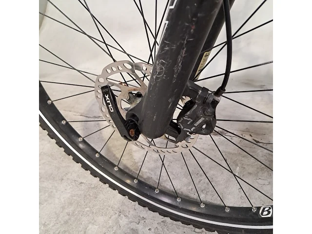 Mountainbike, trek - afbeelding 9 van  19