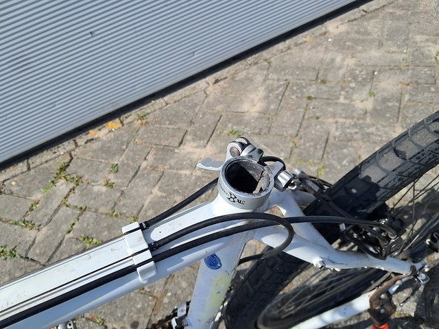 Mountainbike, wit - afbeelding 10 van  13