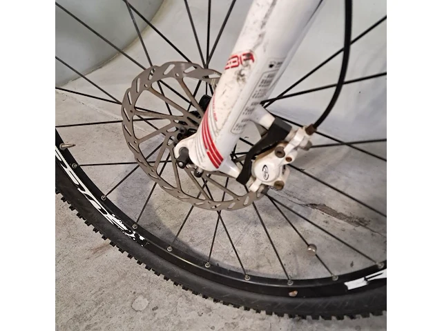 Mountainbike, x-trail, mud 5.0 - afbeelding 8 van  20