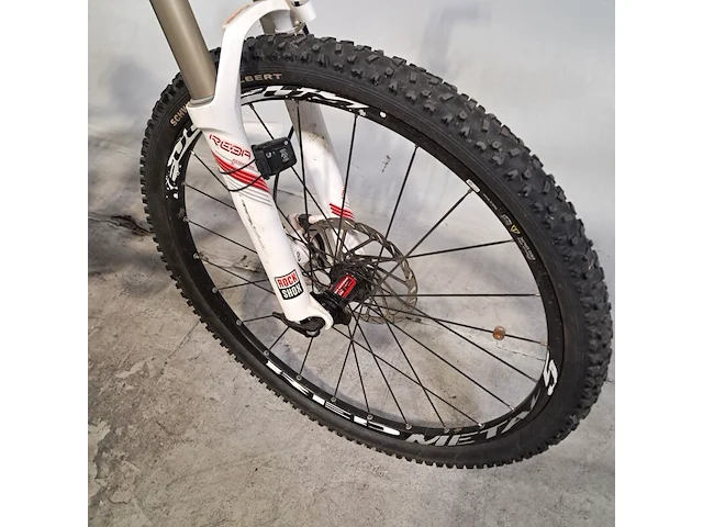 Mountainbike, x-trail, mud 5.0 - afbeelding 15 van  20