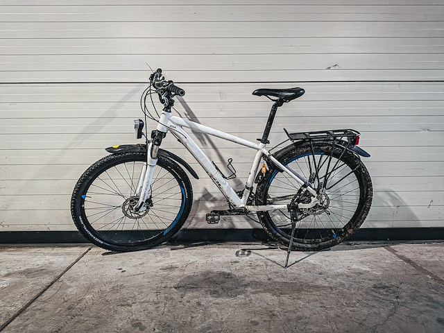 Mountainbike - afbeelding 1 van  10