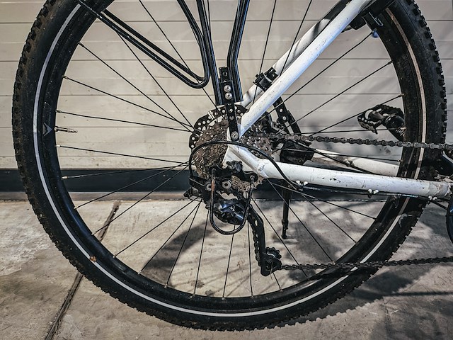 Mountainbike - afbeelding 2 van  10