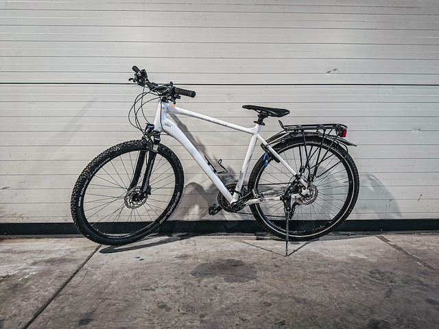 Mountainbike - afbeelding 1 van  10