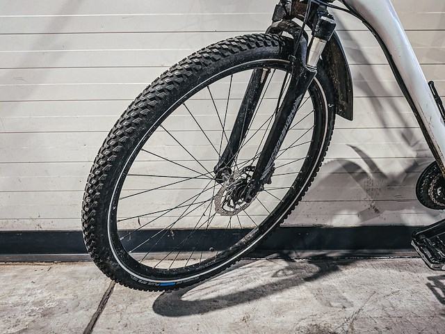 Mountainbike - afbeelding 4 van  9