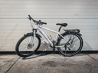 Mountainbike - afbeelding 1 van  10