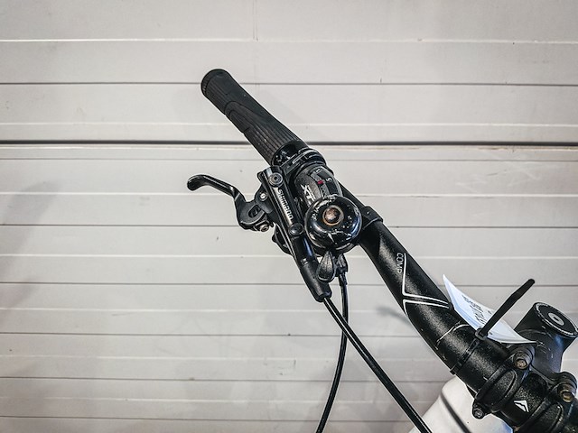 Mountainbike - afbeelding 3 van  10