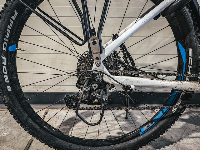 Mountainbike - afbeelding 2 van  10