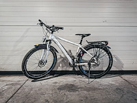 Mountainbike - afbeelding 1 van  10