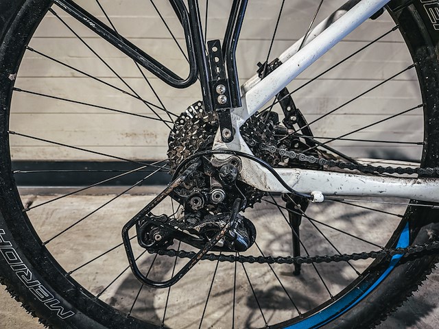 Mountainbike - afbeelding 2 van  10