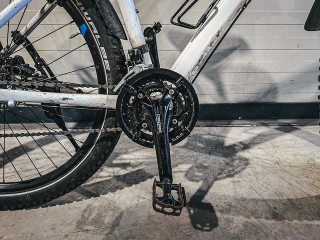 Mountainbike - afbeelding 10 van  10