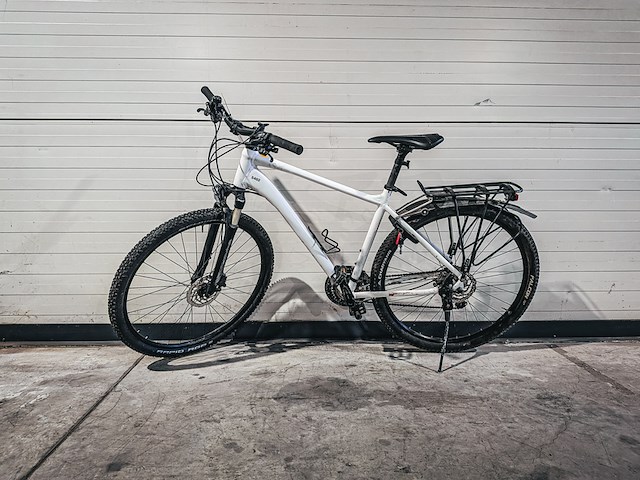 Mountainbike - afbeelding 1 van  10