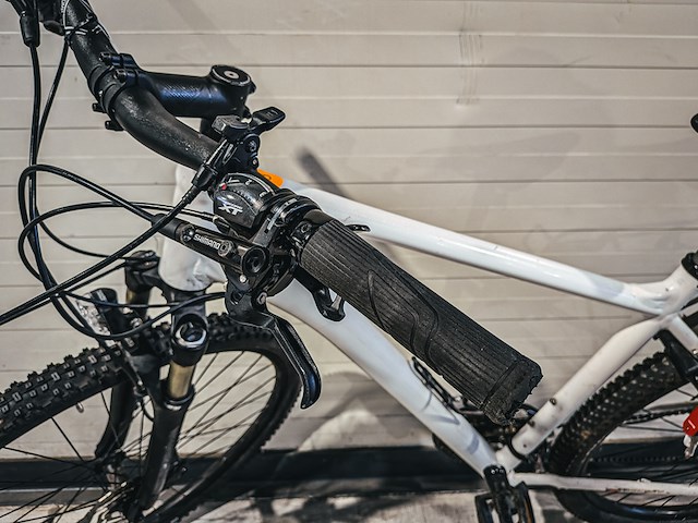 Mountainbike - afbeelding 4 van  10