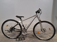 Mountainbike - afbeelding 1 van  11
