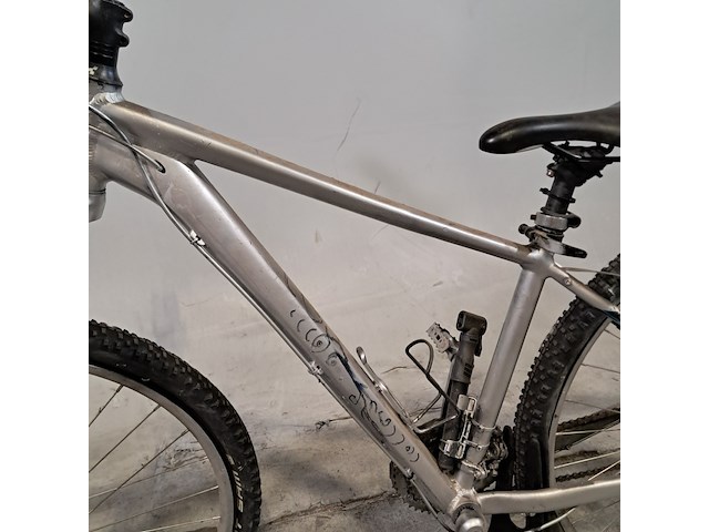 Mountainbike - afbeelding 6 van  11