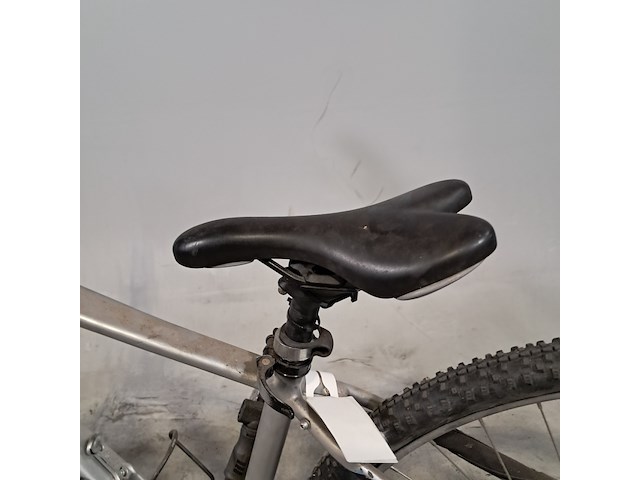 Mountainbike - afbeelding 9 van  11