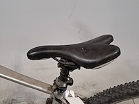 Mountainbike - afbeelding 9 van  11