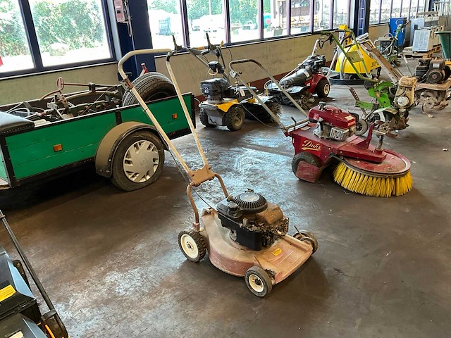 Mountfield m4 grasmaaier - afbeelding 2 van  9