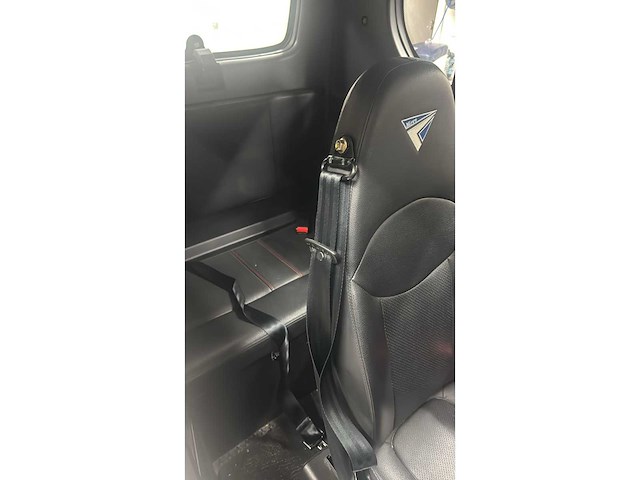 Move e-volt e4 elektrische brommobiel 45 km/u “lithium accu” - afbeelding 5 van  13