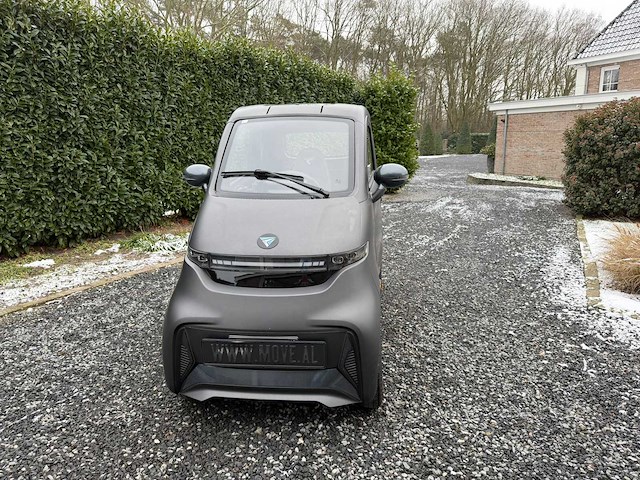Move e-volt e4 elektrische brommobiel 45 km/u “lithium accu” - afbeelding 10 van  13