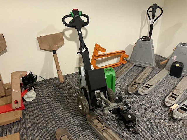 Movexx - t1000 werkt niet - tow trucks - 2020 - afbeelding 1 van  4