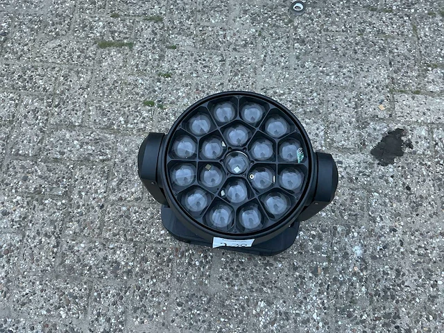 Moving head led wash 19x40 - afbeelding 3 van  3