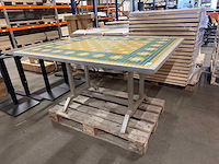 Mozaïek tuintafel op metalen frame - afbeelding 1 van  3