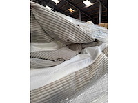 Mozart - premium boxspring - 200 x 200 cm - afbeelding 9 van  9