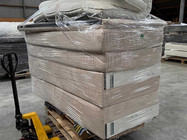 Mozart - premium boxspring 180 x 200 cm - afbeelding 4 van  7