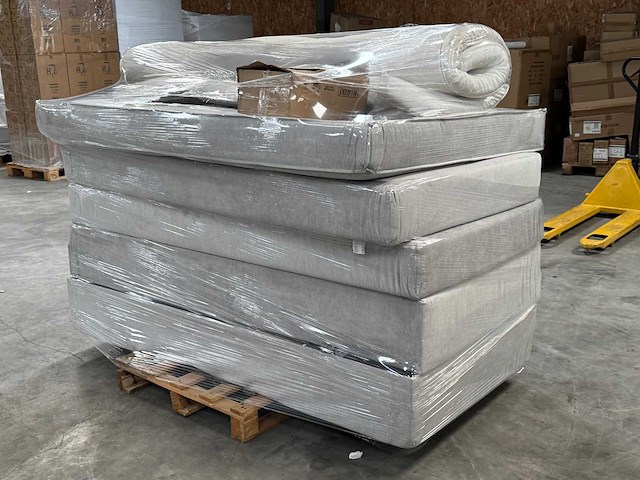 Mozart - premium boxspring 200 x 200 cm - afbeelding 3 van  8