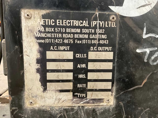 Mp9000 acculader - afbeelding 4 van  5